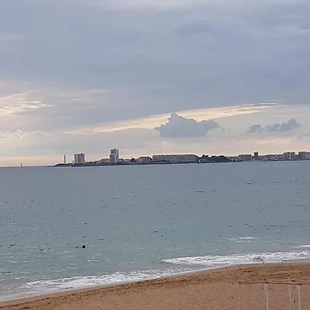 Maison Dans Quartier Tranquille 3 Km De La Mer